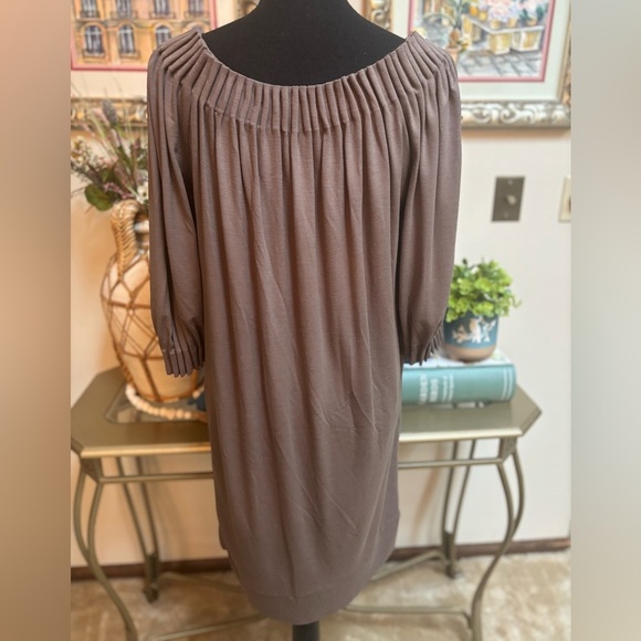 Brown BCBGMaxAzria Pleated Dress With Pockets Business Casual Wool Blend Size M - Picture 4 of 9